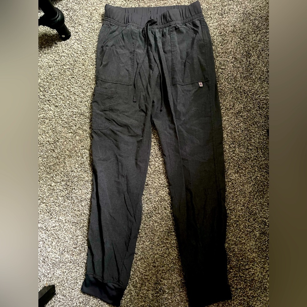 Scrubstar jogger pants, size M, grey